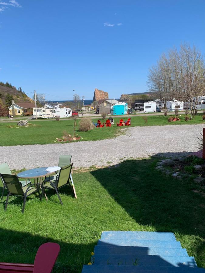Motel le repos Percé Exterior foto