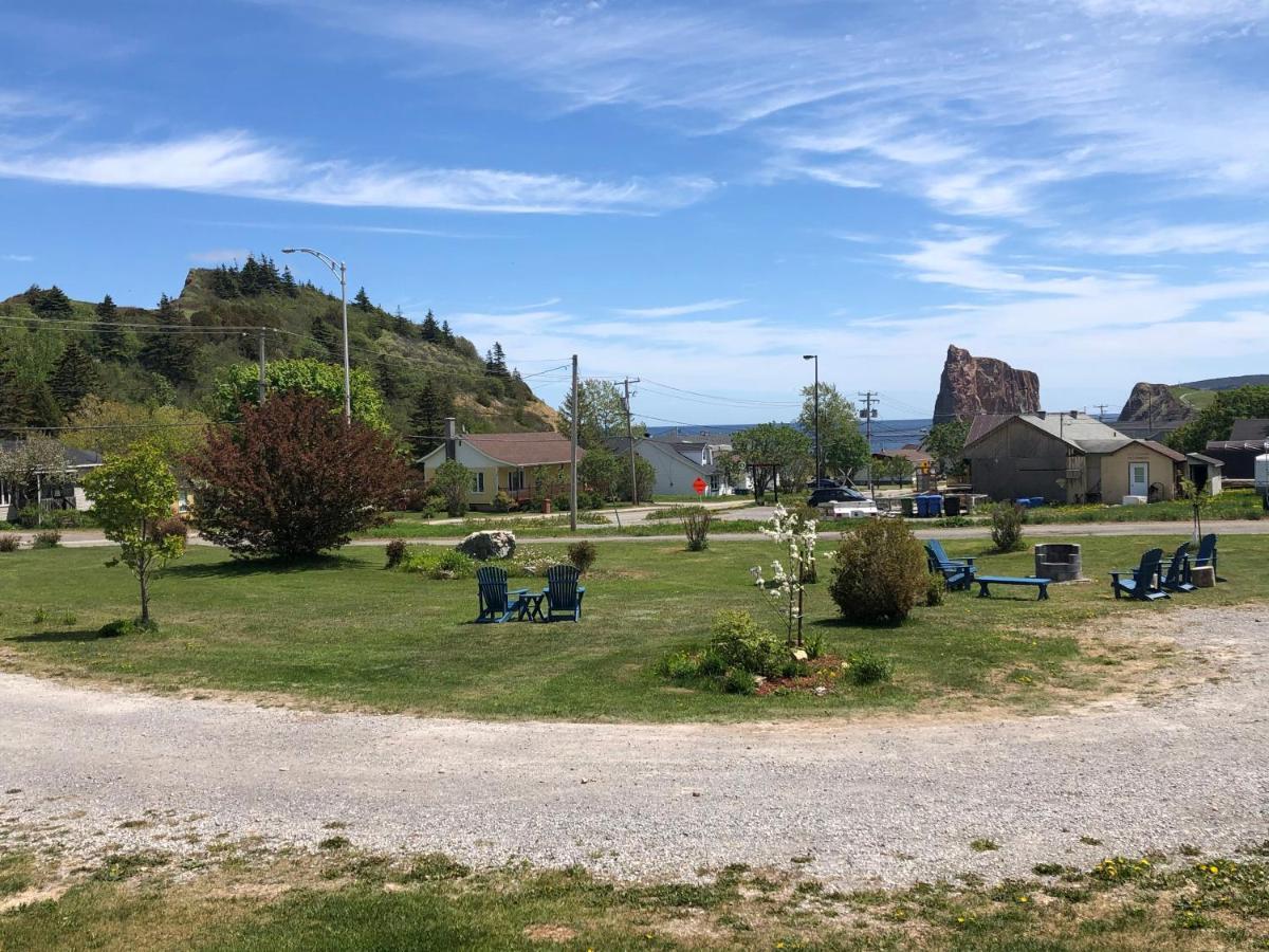 Motel le repos Percé Exterior foto